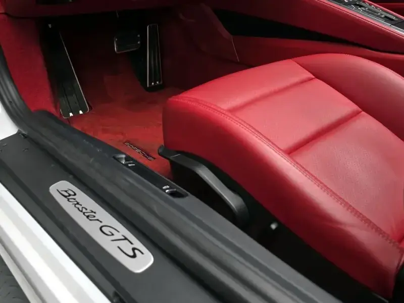 2022 Porsche Boxster с пробегом 14 041 км