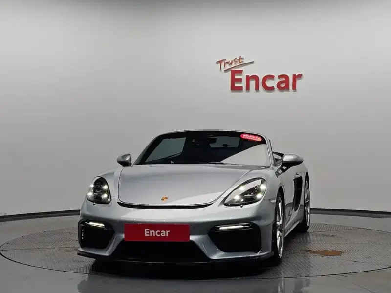 2022 Porsche Boxster с пробегом 28 495 км