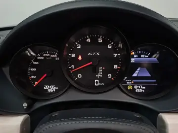 2022 Porsche Boxster с пробегом 28 495 км