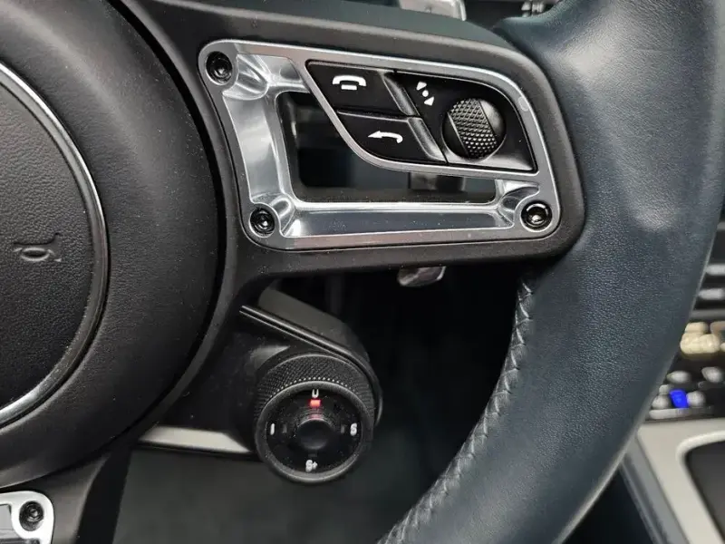 2022 Porsche Boxster с пробегом 28 495 км