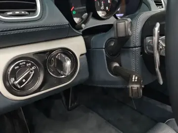 2022 Porsche Boxster с пробегом 28 495 км