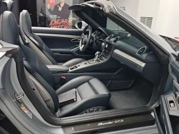 2022 Porsche Boxster с пробегом 28 495 км