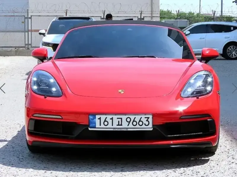 2022 Porsche Boxster с пробегом 46 093 км