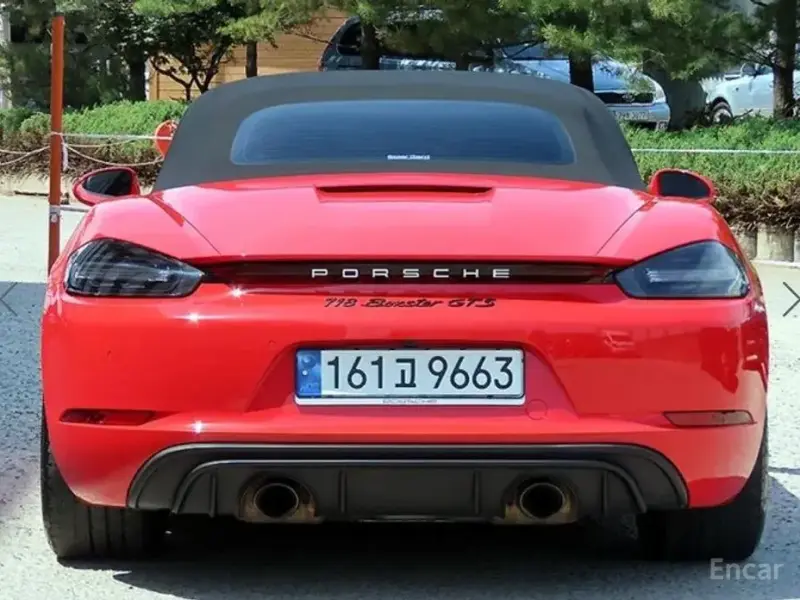 2022 Porsche Boxster с пробегом 46 093 км