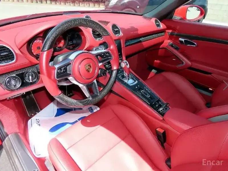 2022 Porsche Boxster с пробегом 46 093 км
