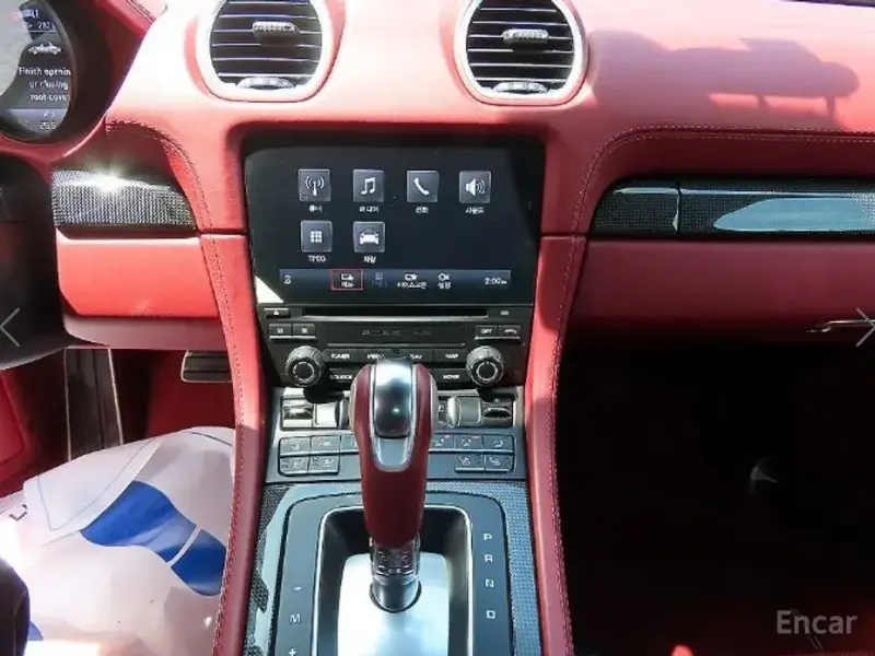 2022 Porsche Boxster с пробегом 46 093 км