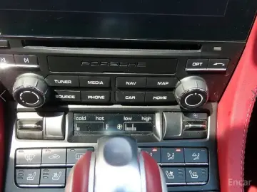 2022 Porsche Boxster с пробегом 46 093 км