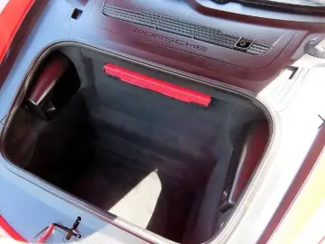 2022 Porsche Boxster с пробегом 46 093 км