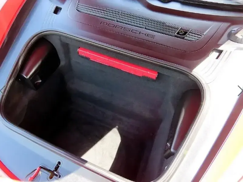 2022 Porsche Boxster с пробегом 46 093 км