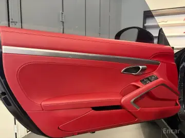 2023 Porsche Boxster с пробегом 23 183 км