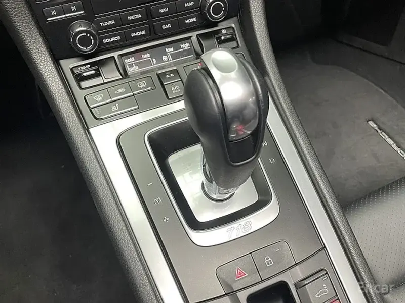 2023 Porsche Boxster с пробегом 12 165 км