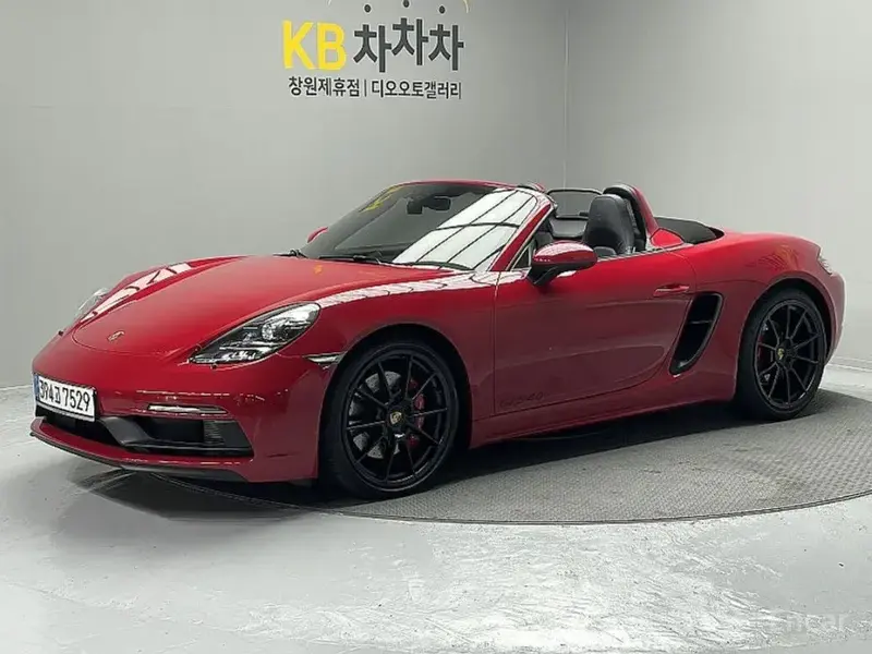 2023 Porsche Boxster с пробегом 12 165 км