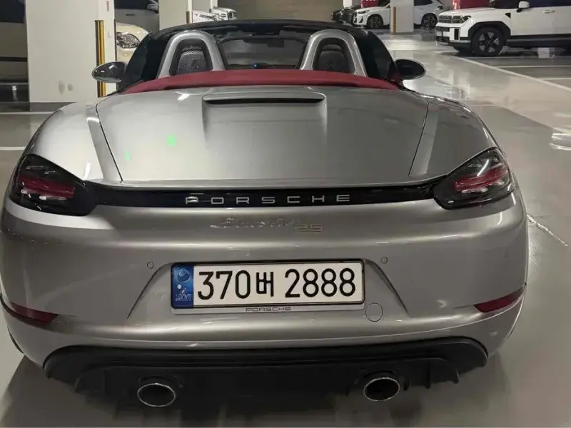 2021 Porsche Boxster с пробегом 4 500 км