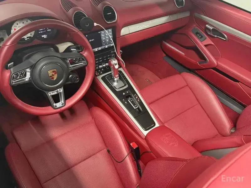 2021 Porsche Boxster с пробегом 4 500 км