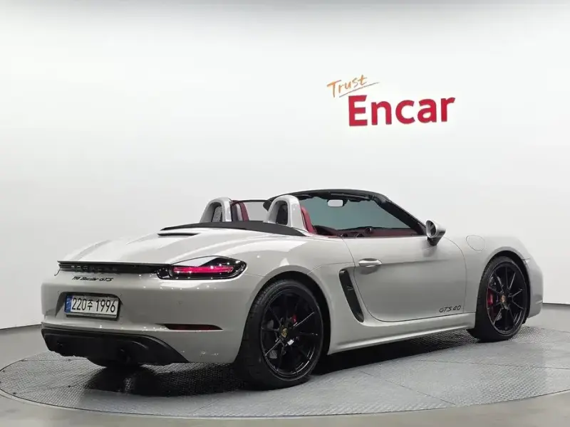2024 Porsche Boxster с пробегом 5 362 км