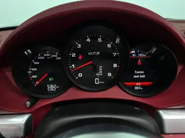 2024 Porsche Boxster с пробегом 5 362 км