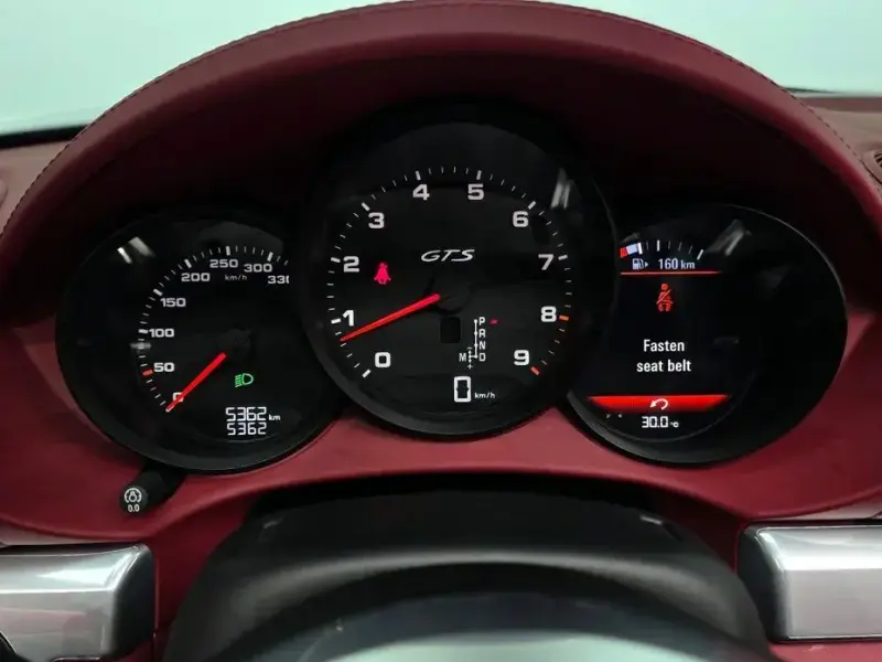 2024 Porsche Boxster с пробегом 5 362 км