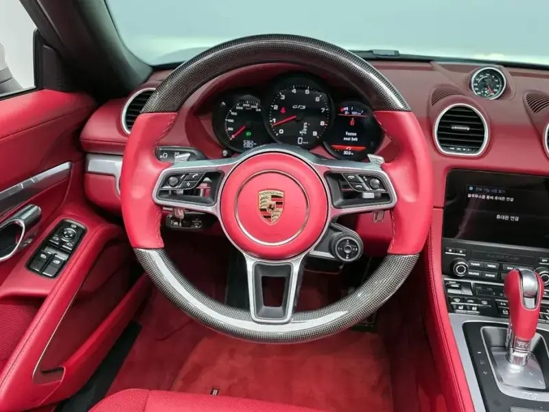 2024 Porsche Boxster с пробегом 5 362 км