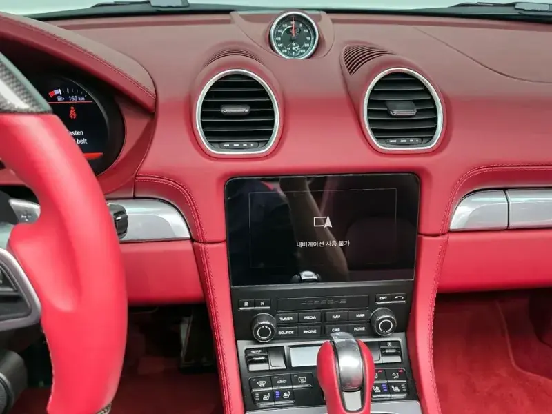 2024 Porsche Boxster с пробегом 5 362 км