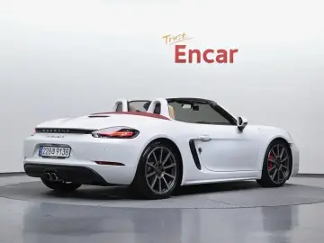 2018 Porsche Boxster с пробегом 37 032 км