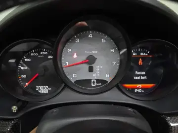 2018 Porsche Boxster с пробегом 37 032 км