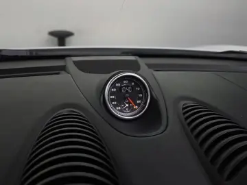 2018 Porsche Boxster с пробегом 37 032 км