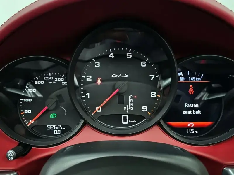 2024 Porsche Boxster с пробегом 9 262 км