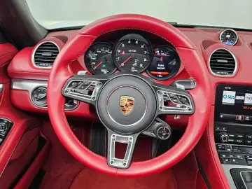 2024 Porsche Boxster с пробегом 9 262 км
