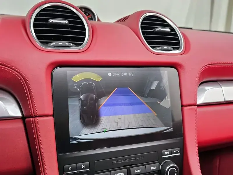 2024 Porsche Boxster с пробегом 9 262 км
