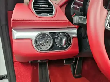 2024 Porsche Boxster с пробегом 9 262 км