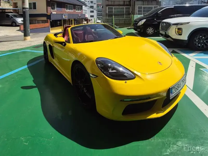 2016 Porsche Boxster с пробегом 40 000 км