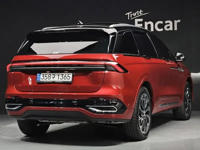 2024 Lincoln Nautilus с пробегом 44 096 км