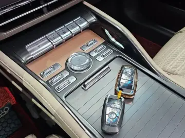 2024 Lincoln Nautilus с пробегом 44 096 км