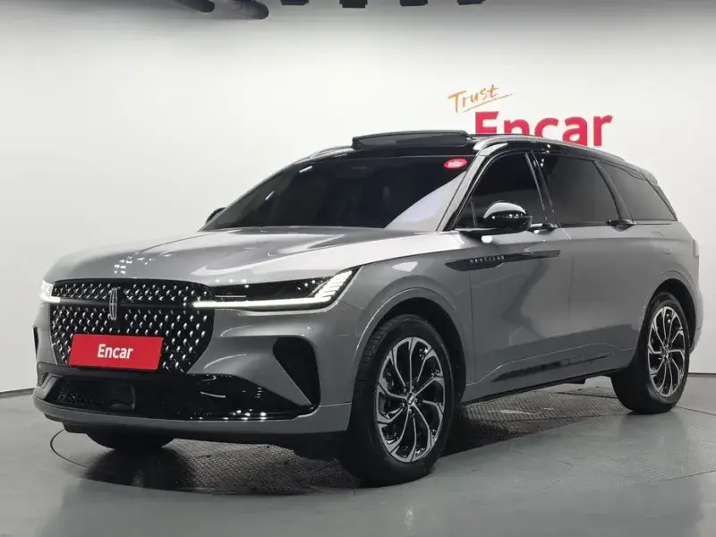 2025 Lincoln Nautilus с пробегом 21 047 км