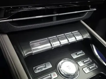 2025 Lincoln Nautilus с пробегом 21 047 км