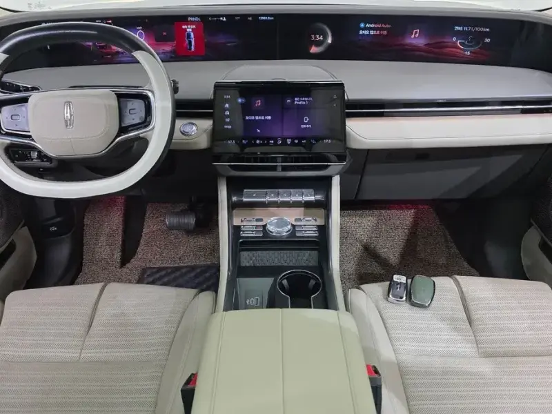 2024 Lincoln Nautilus с пробегом 13 901 км