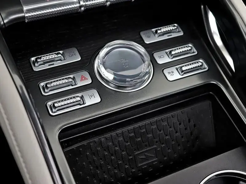 2024 Lincoln Nautilus с пробегом 57 483 км