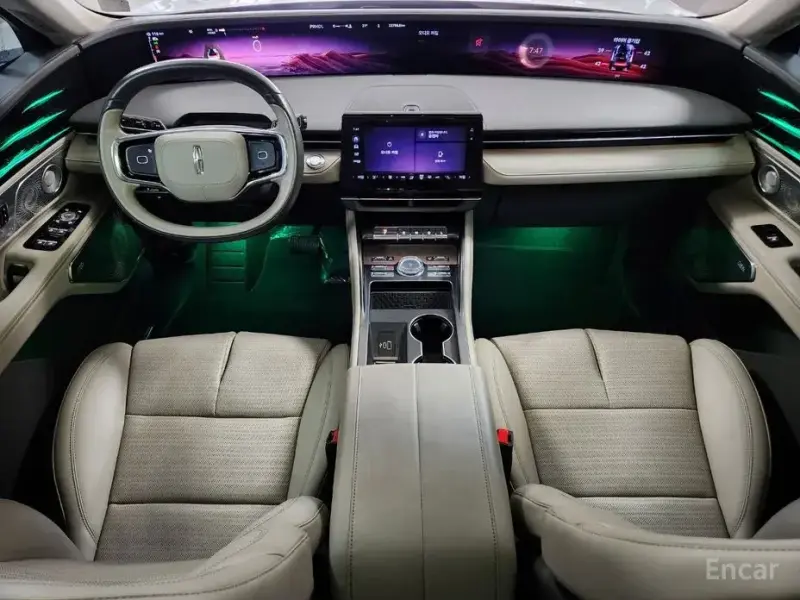 2023 Lincoln Nautilus с пробегом 22 750 км