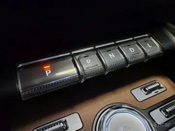 2023 Lincoln Nautilus с пробегом 22 750 км