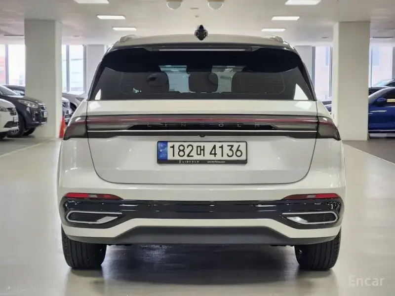 2023 Lincoln Nautilus с пробегом 21 132 км