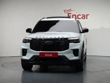 2025 Ford Explorer с пробегом 5 165 км