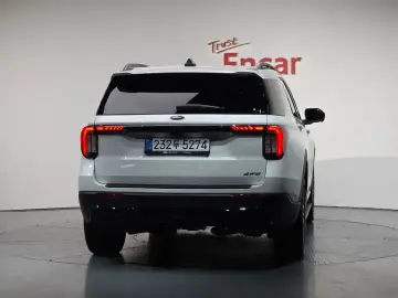 2025 Ford Explorer с пробегом 5 165 км