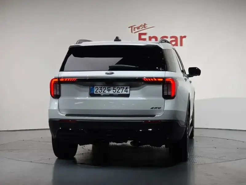 2025 Ford Explorer с пробегом 5 165 км