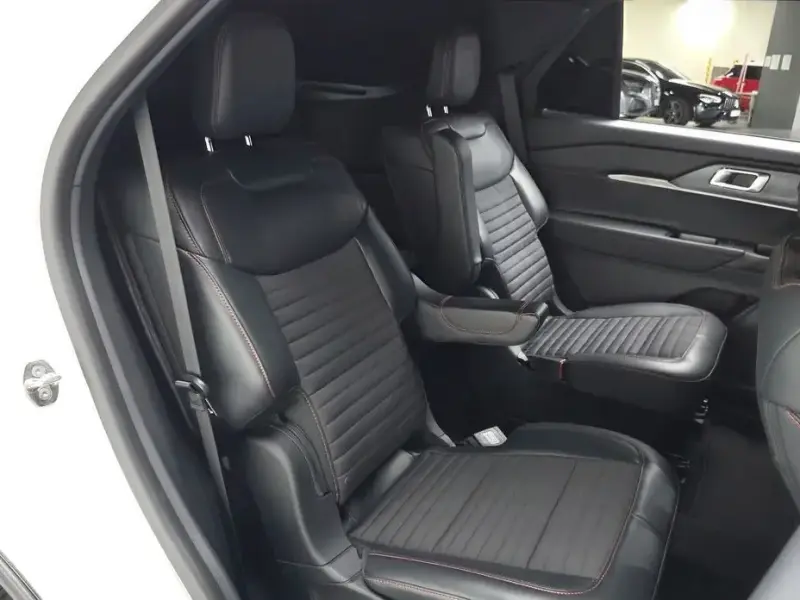 2025 Ford Explorer с пробегом 5 165 км