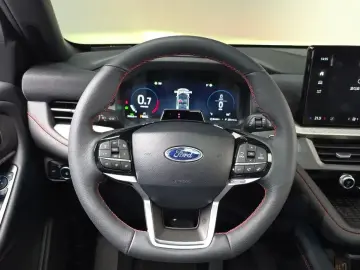 2025 Ford Explorer с пробегом 5 165 км