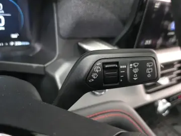 2025 Ford Explorer с пробегом 5 165 км