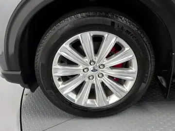2024 Ford Explorer с пробегом 27 294 км