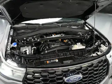 2024 Ford Explorer с пробегом 27 294 км