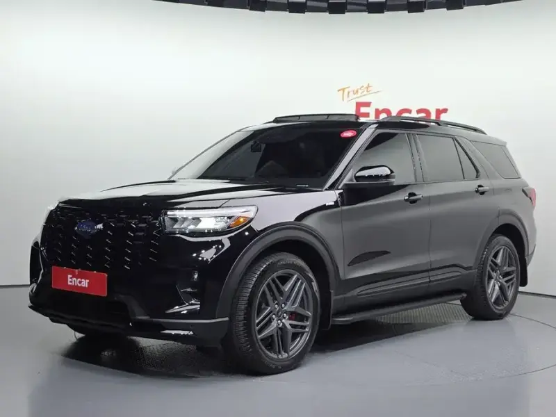 2025 Ford Explorer с пробегом 7 416 км
