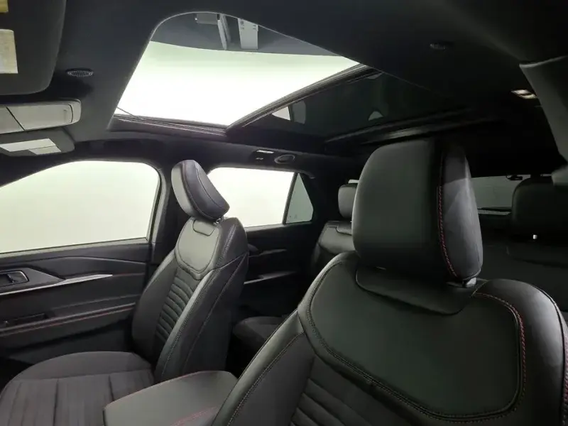 2025 Ford Explorer с пробегом 7 416 км